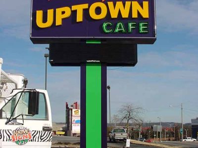 uptown_cafe_sign