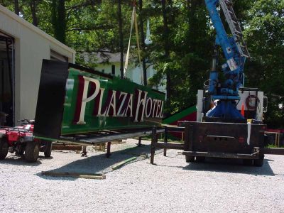 plaza_hotel_sign